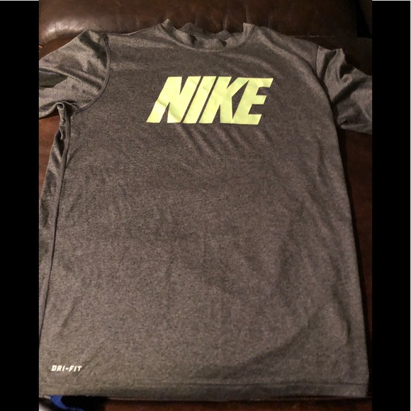 Grey Nike Dri-Fit - Picture 1 of 1